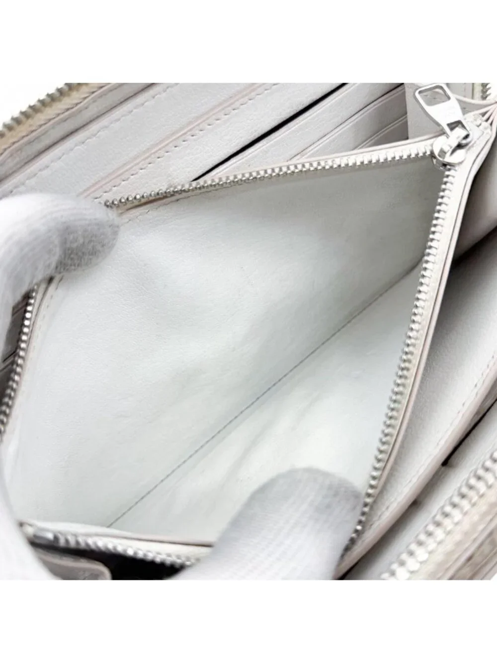 Louis Vuitton IC Limited Zippy XL Sahara Himalaya Round Wallet